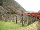 Bernina Express sul al viadotto elicoidale